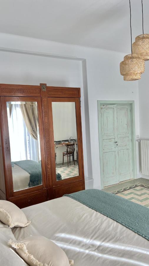 Dimora Al Campanile Bed & Breakfast Sannicandro di Bari Exterior foto