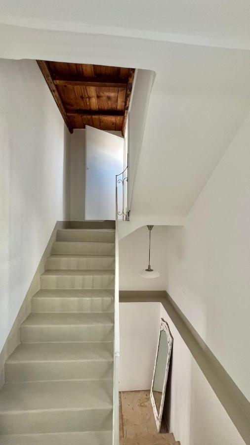 Dimora Al Campanile Bed & Breakfast Sannicandro di Bari Exterior foto